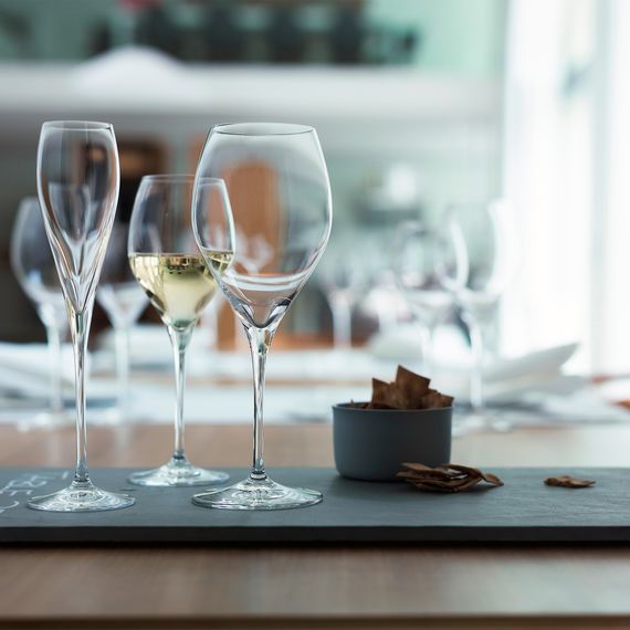 Набор из 12-ти бокалов (фужеров) для Бордо, объем: 650 мл, материал: хрустальное стекло, серия Adina Prestige, 4908035, Spiegelau, изображение 3